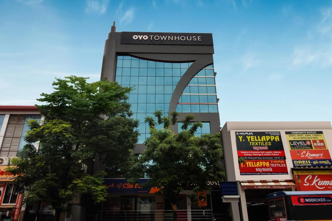 Oyo Townhouse 600 Gangothri Hotel Secunderabad Exterior photo